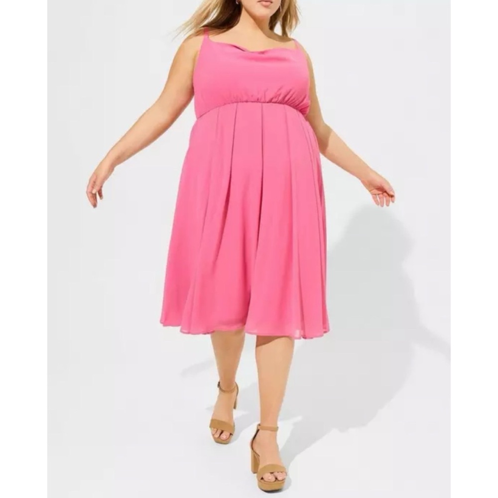 🆕 Pink Maxi Chiffon Cowl Neck Pleated Dress 1 1X 14 16 NWT Torrid New!